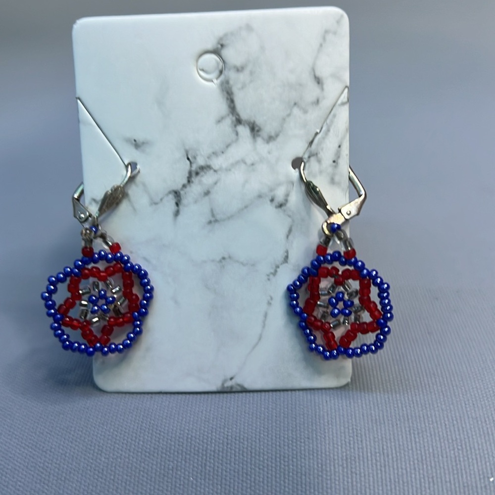 Handmade Alaska Native Beaded earrings red blue (A-94)